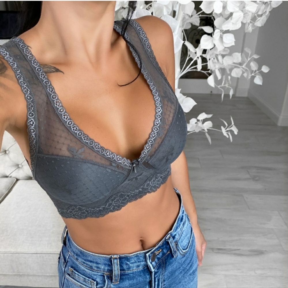 [REPOSH]AVERIE Lace Padded Cup Bralette, B…